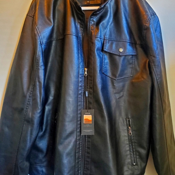 Men's NWT Pleather Jacket - Picture 1 of 4
